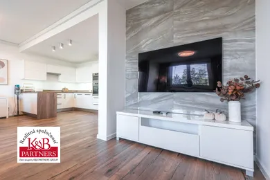 Na predaj 3-izbový byt, 92 m², Trenčín, Saratovská