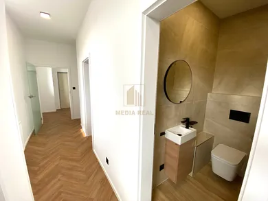Na prenájom 3-izbový byt, 90 m², Nové Mesto nad Váhom
