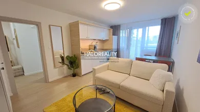 Квартири в оренду, 2-кімнатні, Partizánske · €500
