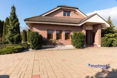 Na predaj 6-izbový dom, 420 m², Limbach, SNP