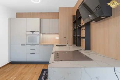 Na predaj 2-izbový byt, 54 m², Bratislava-Ružinov, Košická