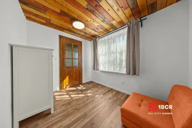 Na predaj rekreačný dom, 50 m², Bratislava-Devínska Nová Ves
