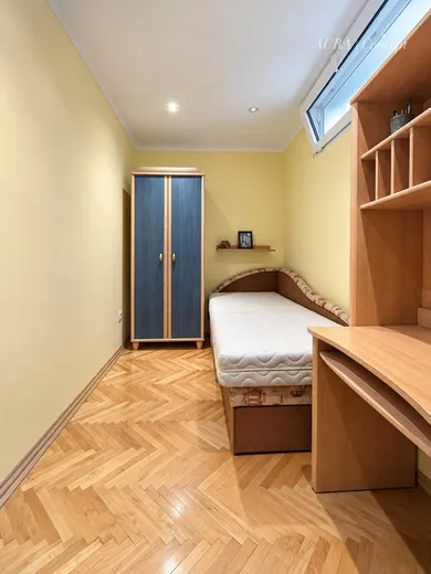 Na prenájom 4-izbový byt, 82 m², Dubnica nad Váhom, Centrum