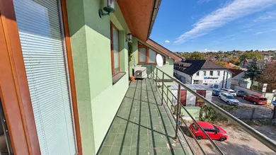 Na prenájom 4-izbový byt, 100 m², Levice, Nám. E. M. Šoltésovej