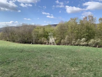 Na predaj pozemok, 192 m², Košice-Kavečany