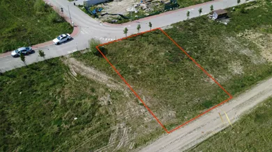 Na predaj pozemok, 597 m², Modra