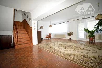 Na predaj 5-izbový dom, 340 m², Lučenec, Ulica budovateľov