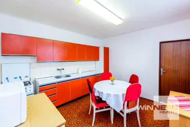 Na predaj 6-izbový dom, 160 m², Sečovce, Krátka