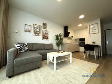 Byty na prenájom 2-izbový, Bratislava-Petržalka · €780