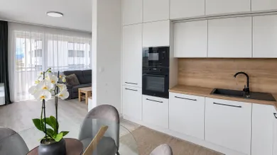 Kiadó lakások, 2-szobás, Poprad · €730