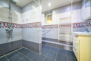 Na predaj 4-izbový dom, 164 m², Šíd