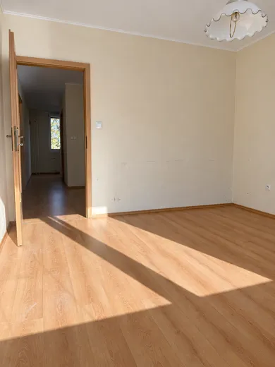 Na predaj 2-izbový byt, 62 m², Levice, Ul. kpt. J. Nálepku