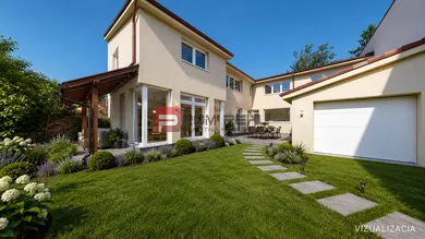 Domy na sprzedaż, 5-pokojowe, Modra · €669 000