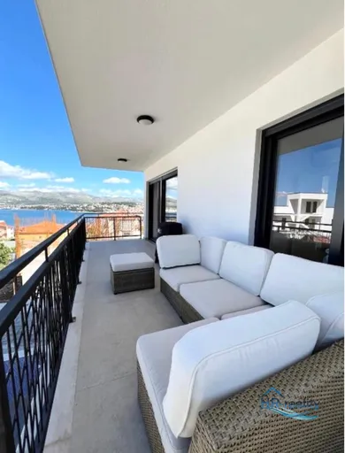 Na predaj 3-izbový byt, 60 m²