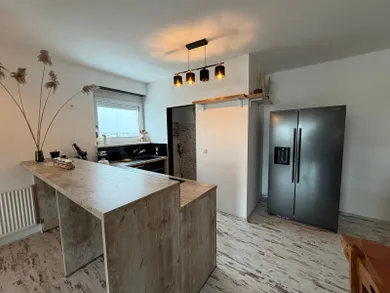 Na predaj 3-izbový byt, 82 m²