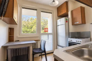 Na prenájom 1-izbový byt, 34 m², Bratislava-Karlova Ves, Veternicová