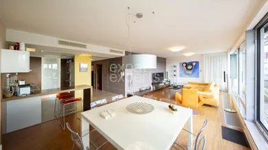 Na prenájom 4-izbový byt, 124 m², Bratislava-Karlova Ves