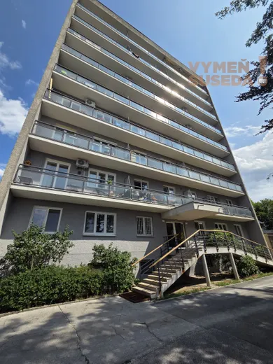 Byty na predaj 4-izbový, Bratislava-Staré Mesto · €370 000