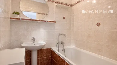 Na predaj 1-izbový byt, 38 m², Bratislava-Karlova Ves