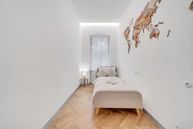 Na predaj 5-izbový byt, 155 m², Bratislava-Staré Mesto, Moyzesova