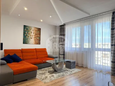 Na predaj 4-izbový byt, 79 m², Michalovce, -