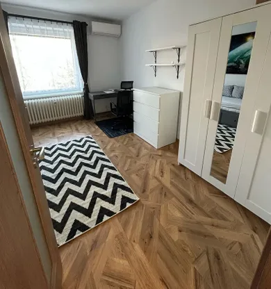 Na prenájom 3-izbový byt, 72 m², Bratislava-Ružinov, Miletičova