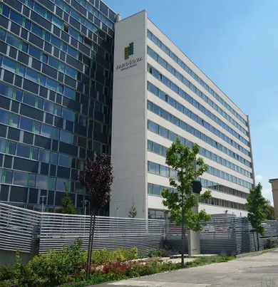 Commercial Properties for rent in Bratislava-Nové Mesto · €2,002
