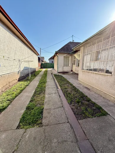 Na predaj dom, 636 m², Bánov, Kpt. Nálepku