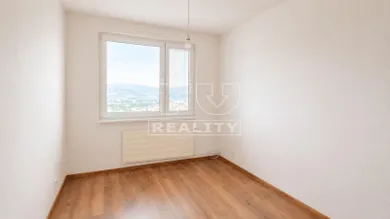 Na predaj 3-izbový byt, 64 m², Banská Bystrica