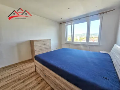 Na prenájom 2-izbový byt, 61 m², Prievidza, J. Murgaša