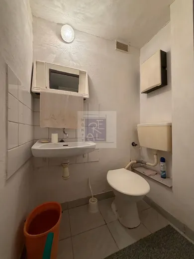 Na predaj dom, 150 m², Jarok