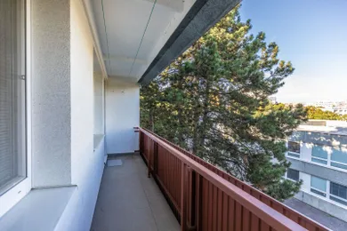 Na predaj 1-izbový byt, 29 m², Bratislava-Dúbravka, Sokolíkova