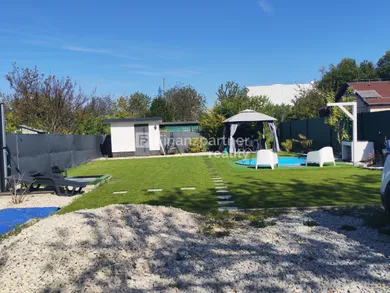 Działki na sprzedaż, Komárno · €48 500