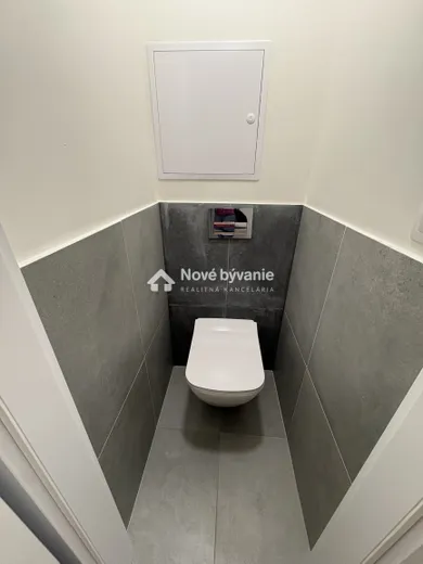 Na prenájom 2-izbový byt, 52 m², Humenné, Duchnovičova