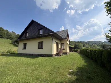 Na predaj 4-izbový dom, 240 m², Mýto pod Ďumbierom