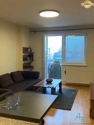 Na predaj 2-izbový byt, 63 m², Stupava, Dlhá