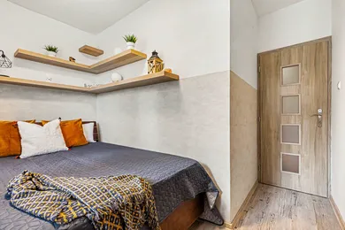Na predaj 2-izbový byt, 38 m², Bratislava-Dúbravka, Homolova