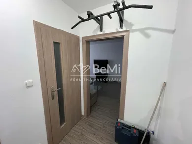 Kiadó lakások, 1-szobás, Poprad · €430