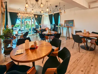 Na predaj 1-izbový dom, 244 m², Nová Dedinka, Jabloňová
