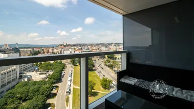 Na prenájom 2-izbový byt, 61 m², Bratislava-Staré Mesto, Landererova
