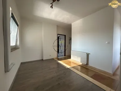 Na predaj 2-izbový byt, 54 m², Telince