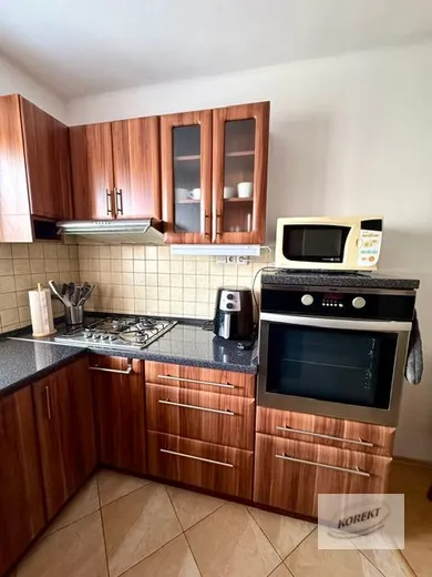 Na prenájom 2-izbový byt, 60 m², Nové Zámky, M. Oláha
