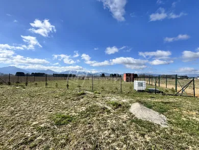 Na predaj pozemok, 630 m², Liptovský Mikuláš, Ráztoky