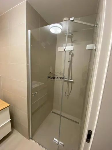 Na prenájom 2-izbový byt, 46 m², Bratislava-Staré Mesto, Továrenská
