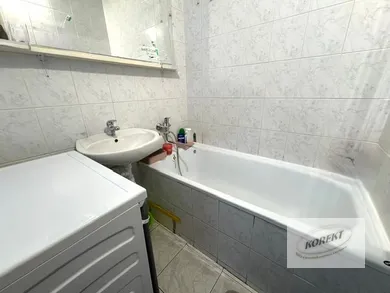 Na predaj 2-izbový byt, 58 m², Nové Zámky, Novomestská