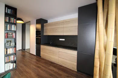 Na predaj 2-izbový byt, 65 m², Bratislava-Nové Mesto, Bajkalská