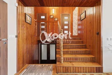 Na predaj 5-izbový dom, 174 m², Čierny Brod