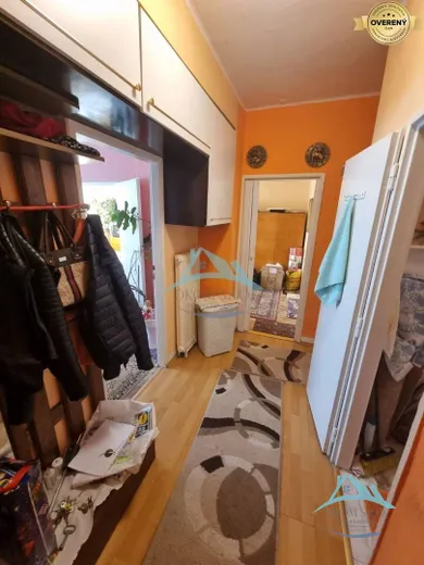 Na predaj 3-izbový byt, 69 m², Šahy, Kpt. Nálepku