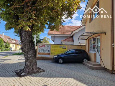 Kiadó kereskedelmi ingatlanok, Senec · €690