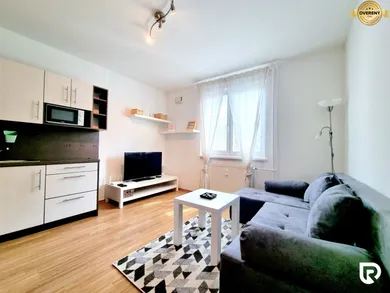 Mieszkania na wynajem, 1-pokojowe, Bratislava-Ružinov · €450